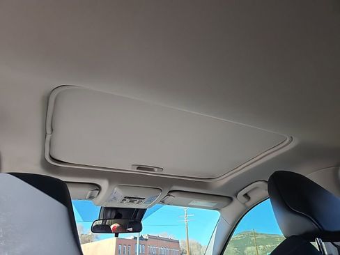 Used 2022 Toyota RAV4 TRD Off-Road image 16