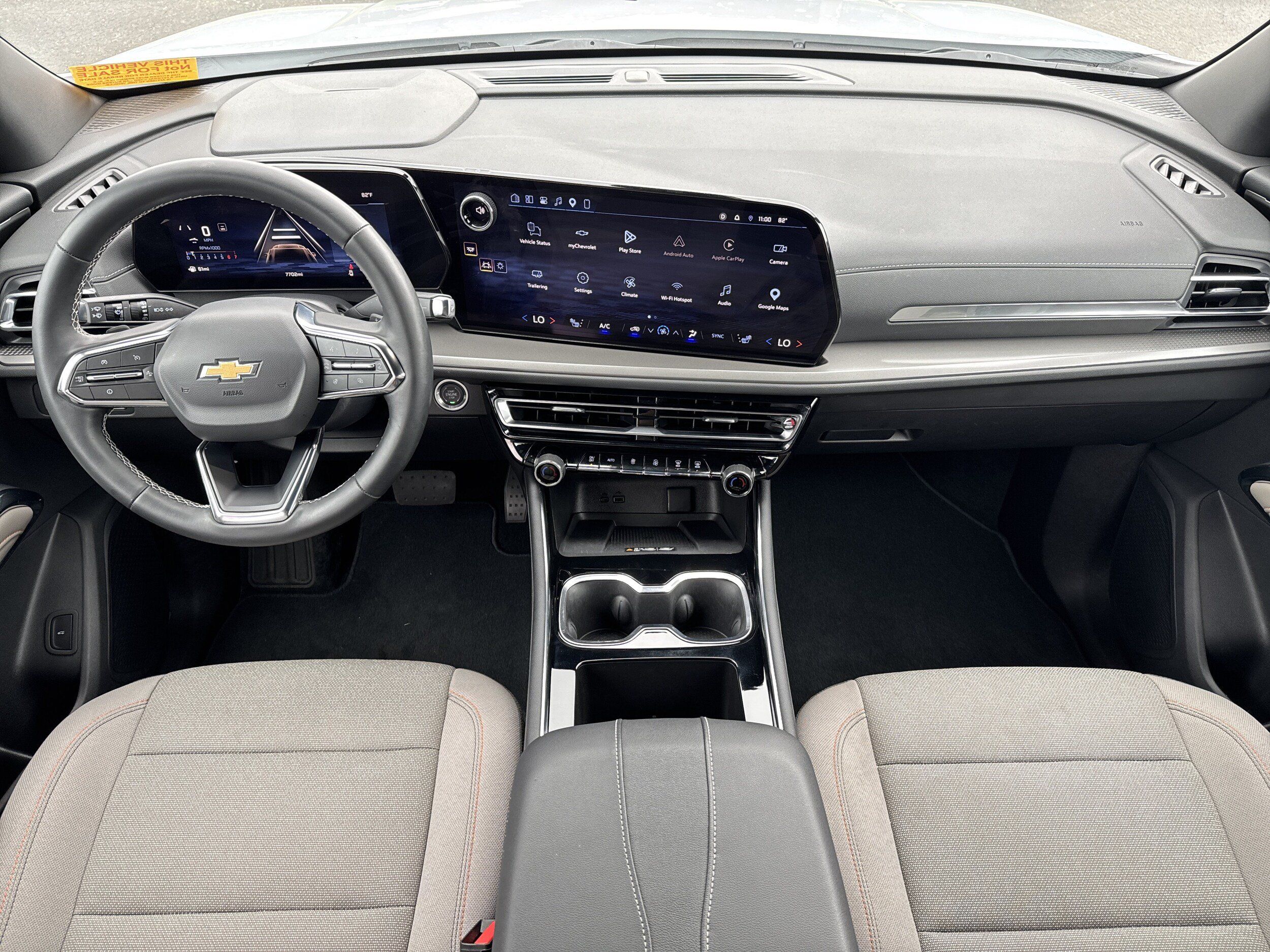 Used 2026 Chevrolet Traverse LT FWD image 16