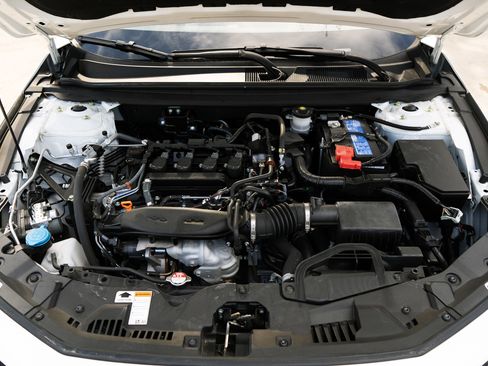 Certified 2025 Honda Accord LX image 42