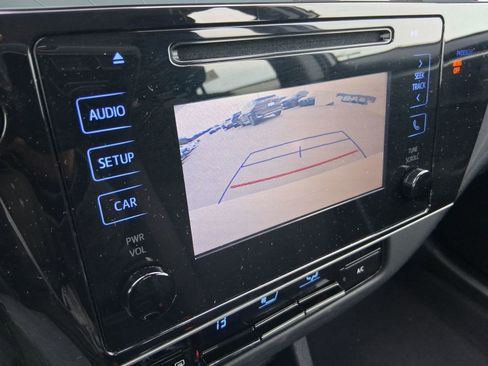 Used 2019 Toyota Corolla LE image 24