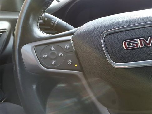 Used 2021 GMC Acadia AT4 w/ Preferred Package image 25