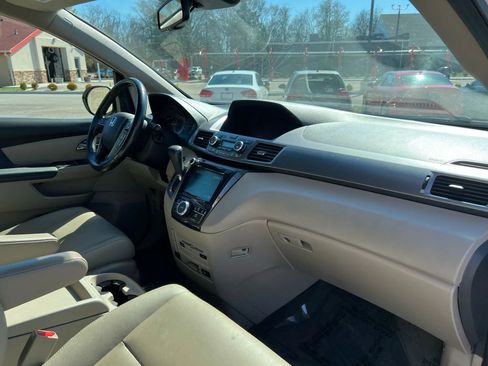Used 2014 Honda Odyssey Touring image 20