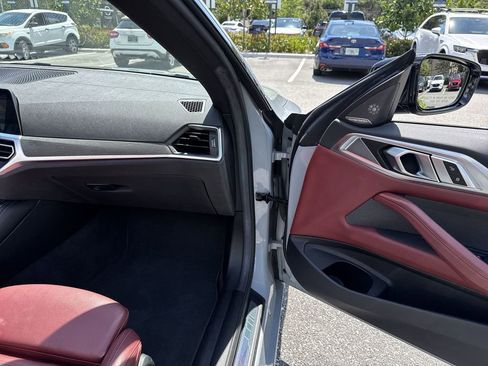 Used 2022 BMW 440i xDrive Convertible w/ Premium Package image 22