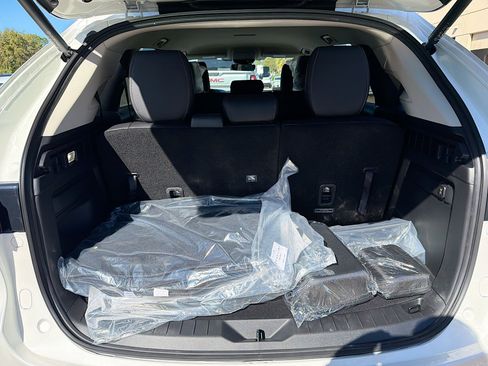 New 2026 MAZDA CX-90 3.3 Turbo w/ Select Package image 13