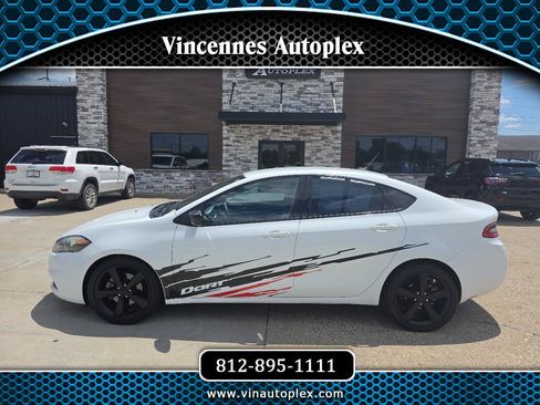 Used 2015 Dodge Dart SXT FWD image 1