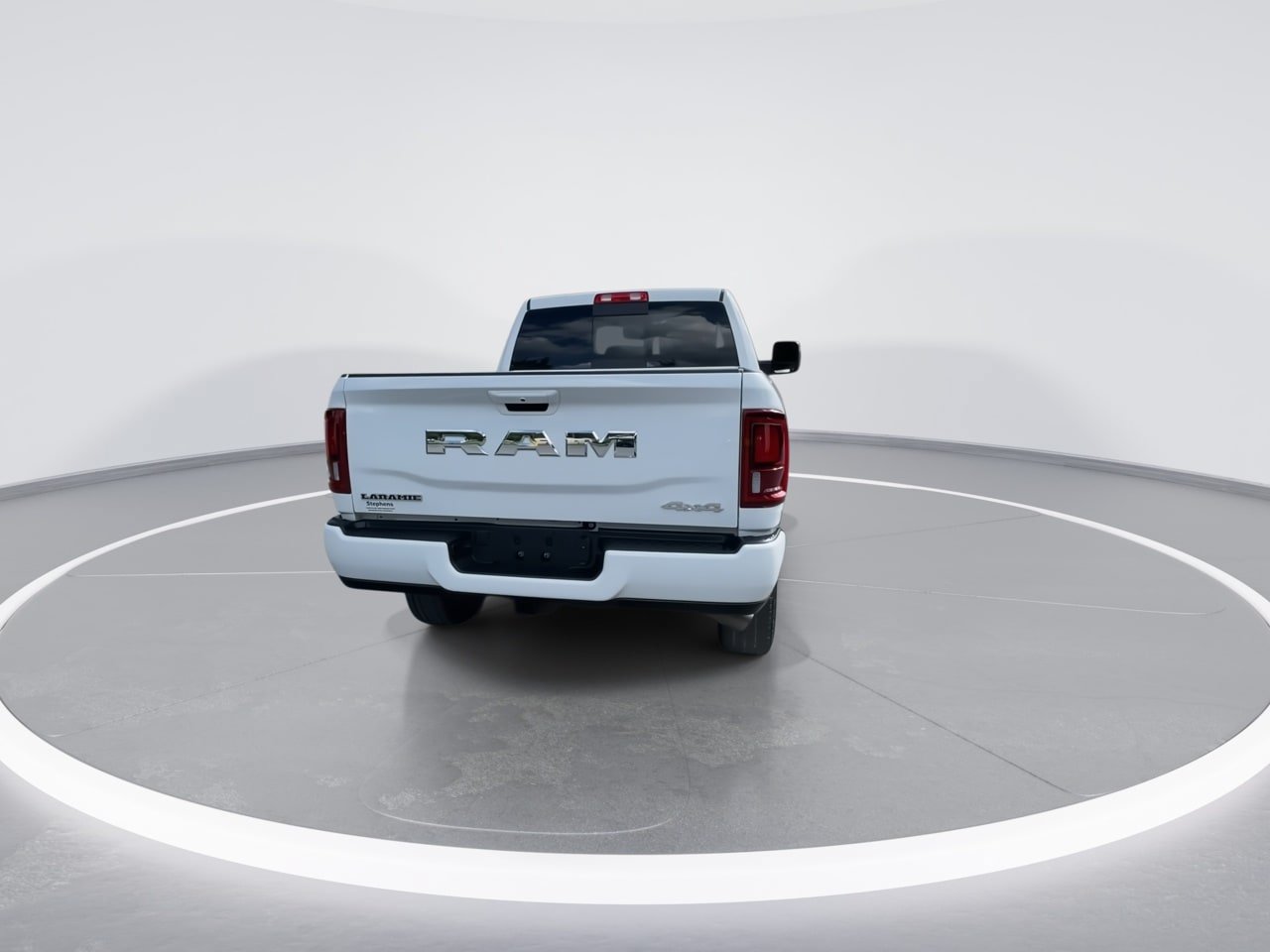 Used 2026 RAM 2500 Laramie AWD/4WD image 17