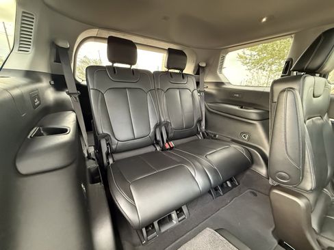 Used 2021 Jeep Grand Cherokee L Limited image 18