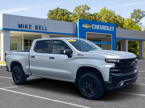 Used 2021 Chevrolet Silverado 1500 LT Trail Boss w/ Convenience Package II AWD/4WD image 1