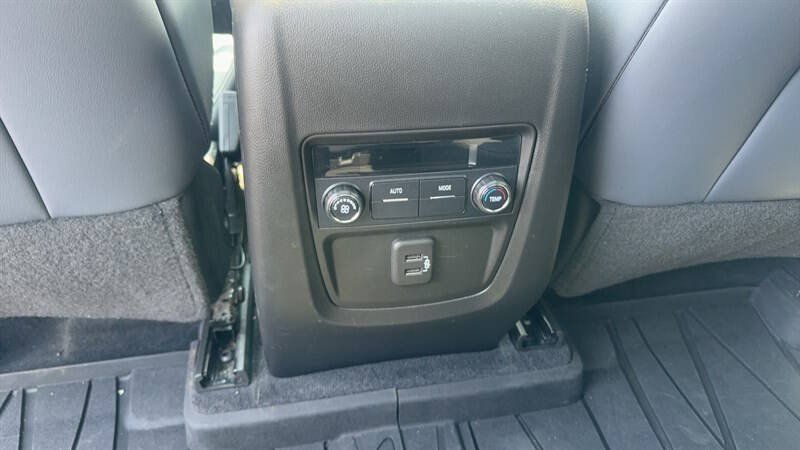 Used 2022 Buick Enclave Essence w/ Experience Buick Package AWD/4WD image 19