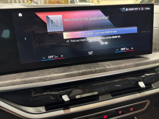 Used 2023 BMW X7 xDrive40i w/ Parking Assistance Package AWD/4WD image 27