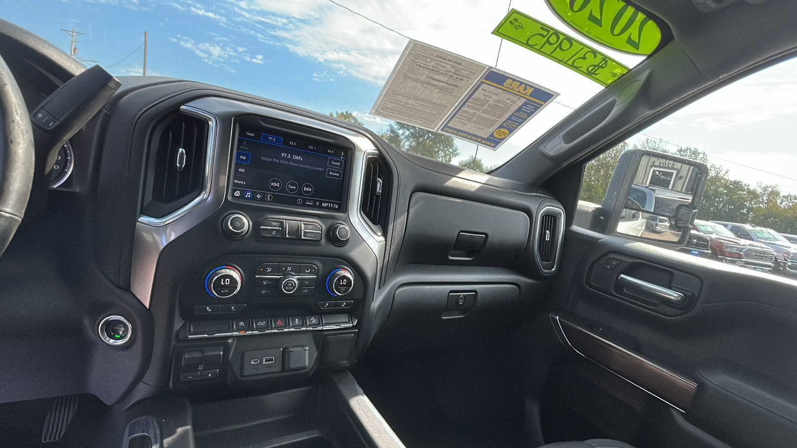 Used 2020 Chevrolet Silverado 1500 RST w/ True North Edition AWD/4WD image 13