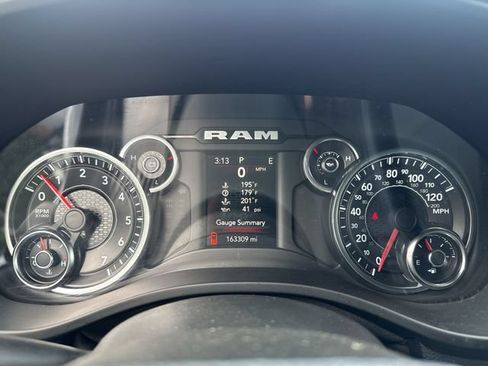 Used 2022 RAM 1500 Big Horn w/ Trailer Tow Group AWD/4WD image 19