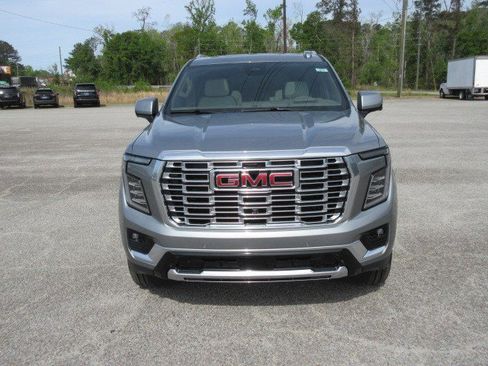 New 2026 GMC Yukon Denali RWD image 3