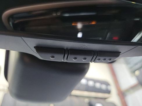 New 2026 Land Rover Range Rover Velar Dynamic SE image 35