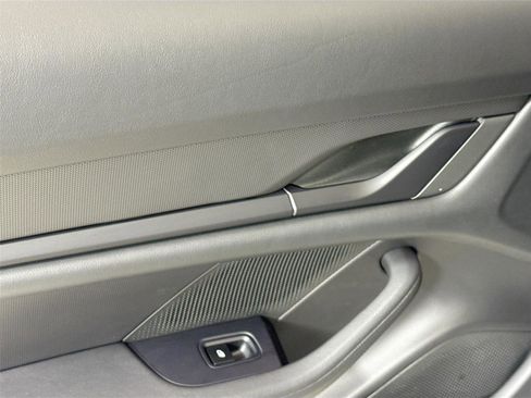 Used 2023 Porsche Taycan 4S image 26