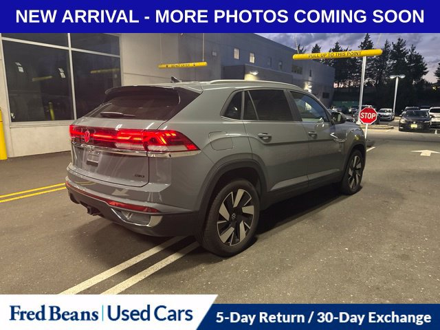 Used 2024 Volkswagen Atlas Cross Sport SE AWD/4WD image 4