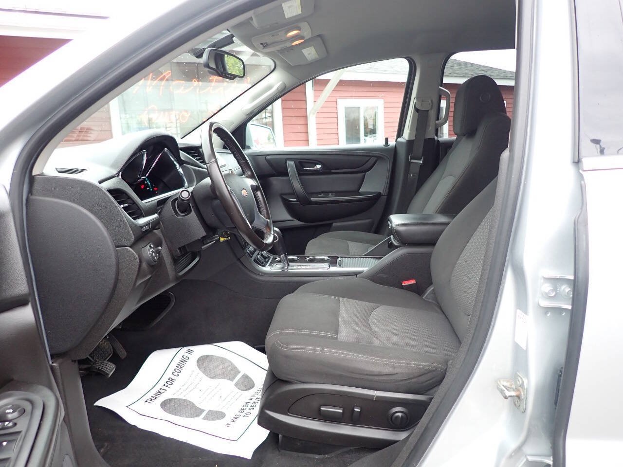 Used 2016 Chevrolet Traverse LT AWD/4WD image 8