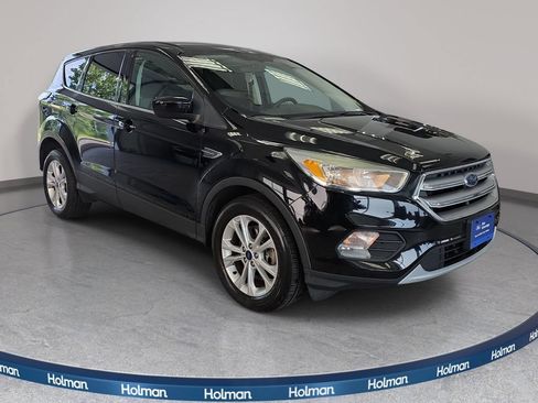 Certified 2017 Ford Escape SE AWD/4WD image 3