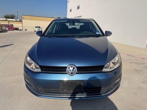Used 2015 Volkswagen Golf TDI SEL image 2