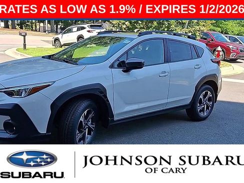 Used 2025 Subaru Crosstrek 2.0i Premium image 4