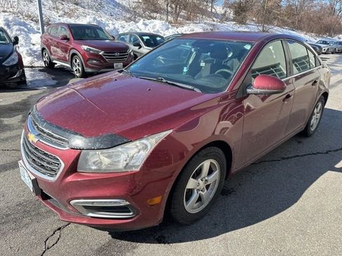 Used 2015 Chevrolet Cruze LT image 3