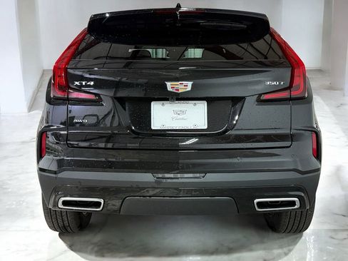 New 2025 Cadillac XT4 Premium Luxury image 8
