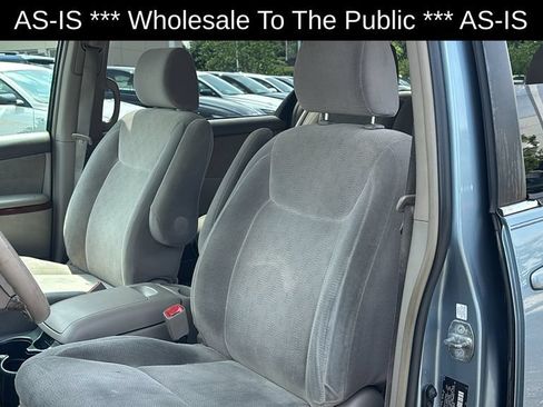 Used 2005 Toyota Sienna XLE FWD image 10