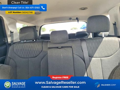 Used 2022 Hyundai Palisade SE FWD image 13