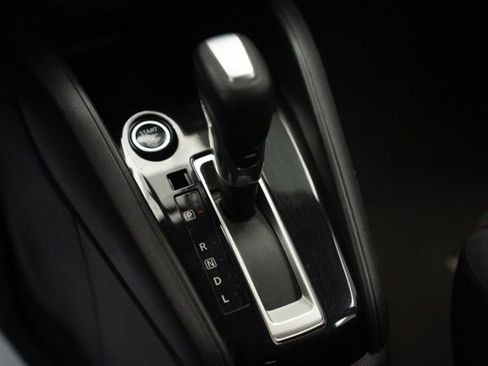 Used 2021 Nissan Kicks S image 20