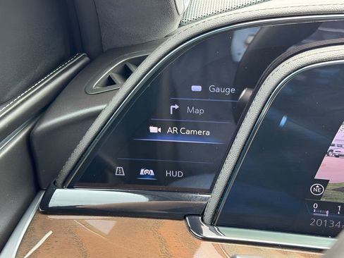 Certified 2024 Cadillac Escalade Sport Platinum AWD/4WD image 32