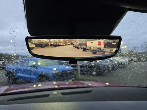 Certified 2021 Cadillac Escalade Sport w/ Driver Assist Tech Package image 24