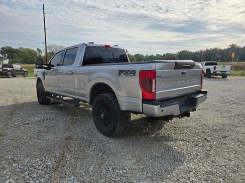 Used 2021 Ford F250 Lariat image 4