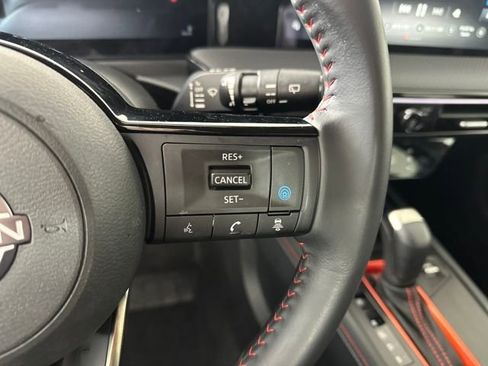 Certified 2025 Nissan Kicks SR image 16