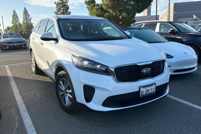 Used 2019 Kia Sorento AWD V6 image 2