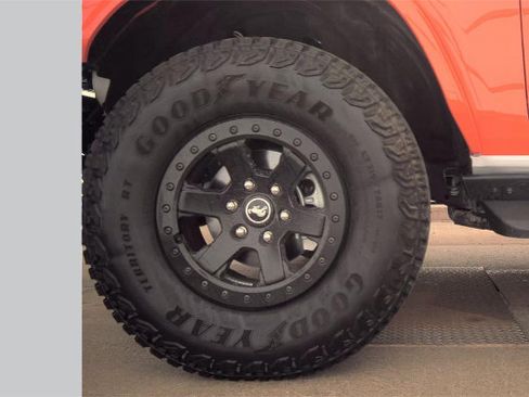 Used 2025 Ford Bronco Stroppe Edition AWD/4WD image 9