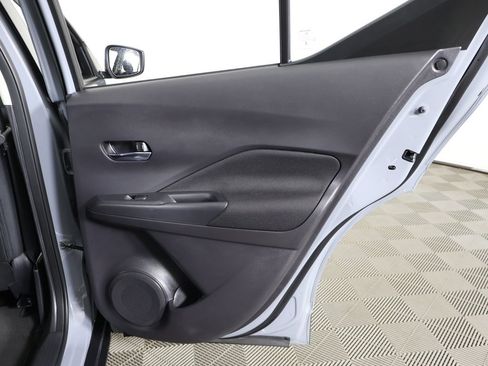 Used 2024 Nissan Kicks SV image 23