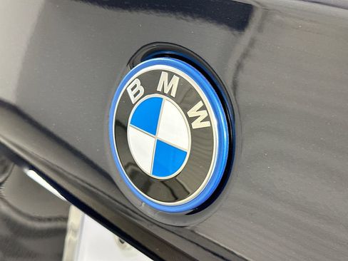 Used 2026 BMW 550e xDrive AWD/4WD image 22