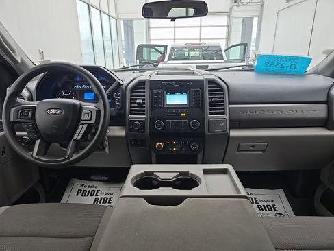 Used 2020 Ford F250 XL w/ STX Appearance Package image 12