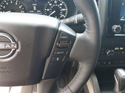 Certified 2024 Nissan Frontier SL w/ Technology Package image 17