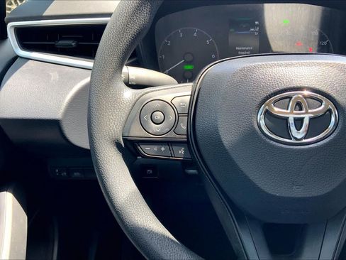 Used 2024 Toyota Corolla LE FWD image 23