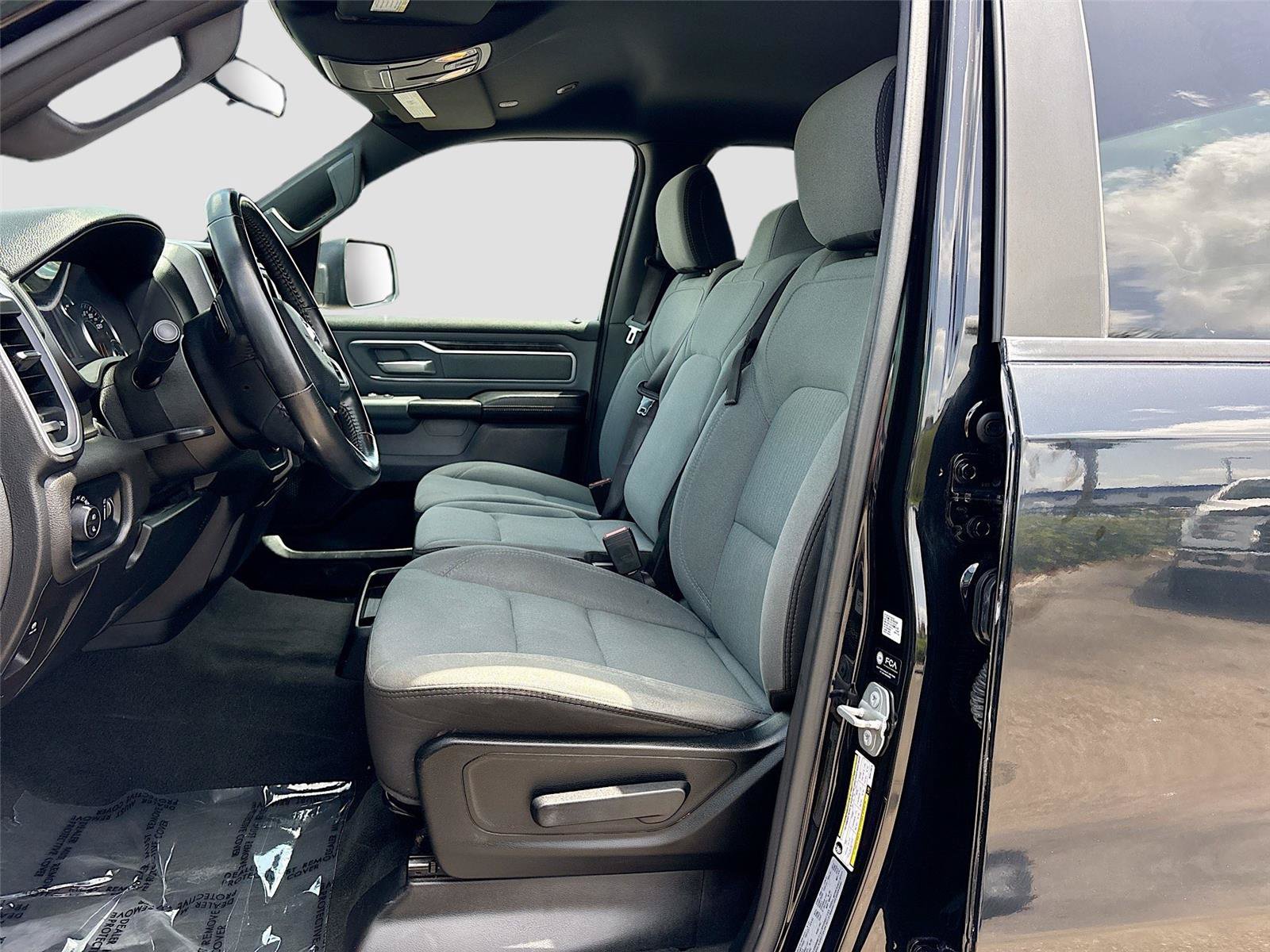 Used 2021 RAM 1500 Big Horn RWD image 19