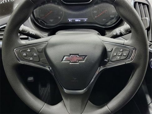 Used 2019 Chevrolet Cruze LT w/ Convenience Package image 25