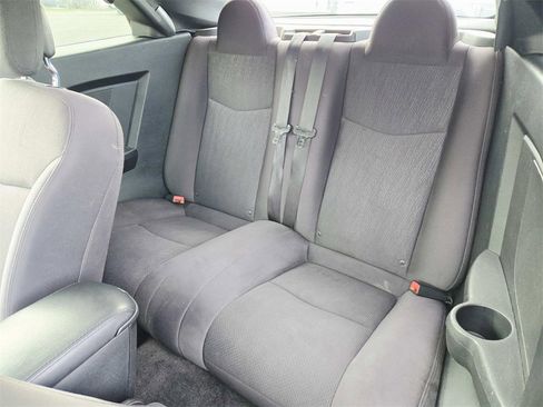 Used 2012 Chrysler 200 Touring image 12