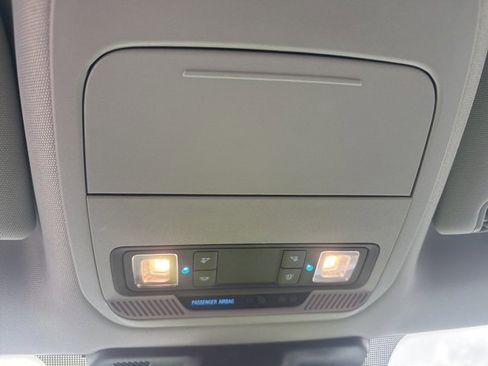 Used 2021 Ford F150 XLT image 32