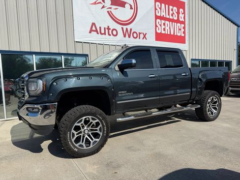 Used 2017 GMC Sierra 1500 SLT w/ SLT Premium Package AWD/4WD image 22