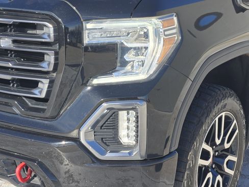 Used 2021 GMC Sierra 1500 AT4 image 11