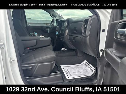 Used 2020 Chevrolet Silverado 1500 Custom w/ Custom Max Trailering Package AWD/4WD image 11