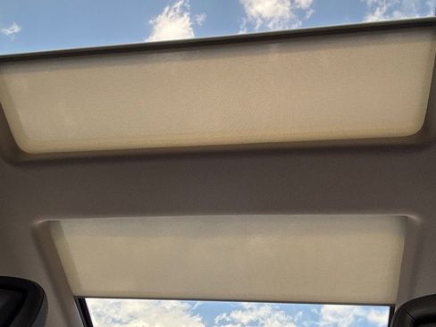 Used 2014 Mercedes-Benz GLK 350 4MATIC image 18