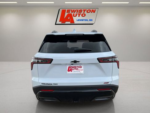 New 2026 Chevrolet Equinox RS w/ Convenience Package III AWD/4WD image 12