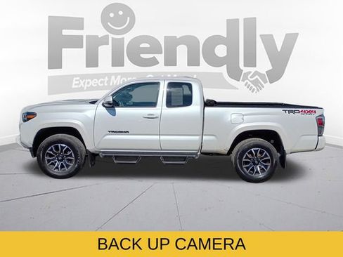 Used 2022 Toyota Tacoma TRD Sport AWD/4WD image 8